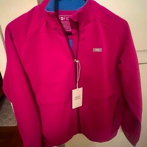Figs Women’s Raspberry Sorbet Sydney scrub jacket